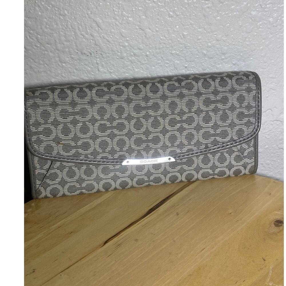 Coach Madison Slim Envelope Fabric Needlepoint Op Art Mahogany Wallet